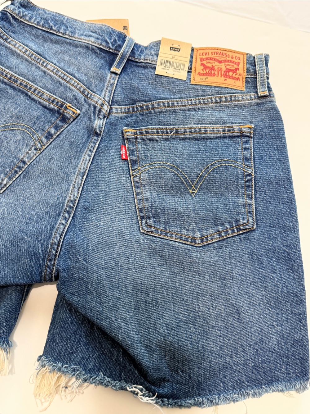 Levi’s Women’s 501 Mid-Thigh Shorts Size 28 Blue Denim High Rise NWT - Picture 7 of 16